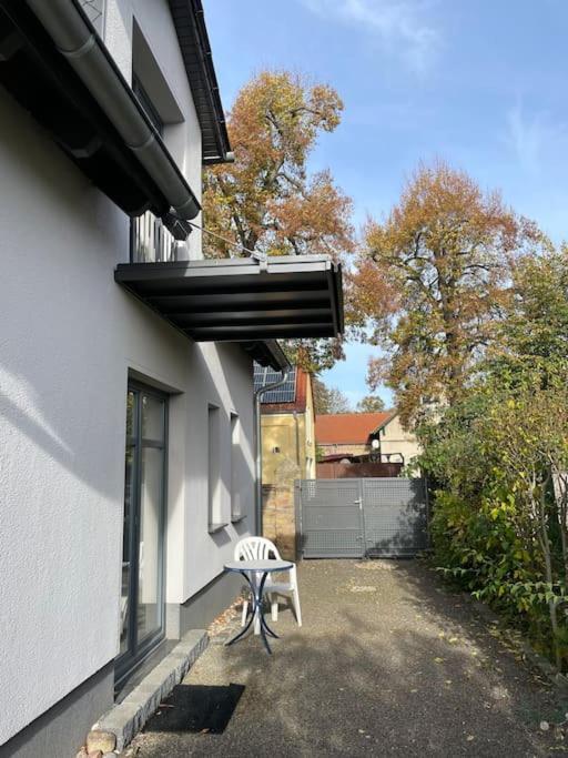 Ferienhaus Ferienwohnung Potsdam Diegalerie Am Schlosspark Marquardt Exterior foto