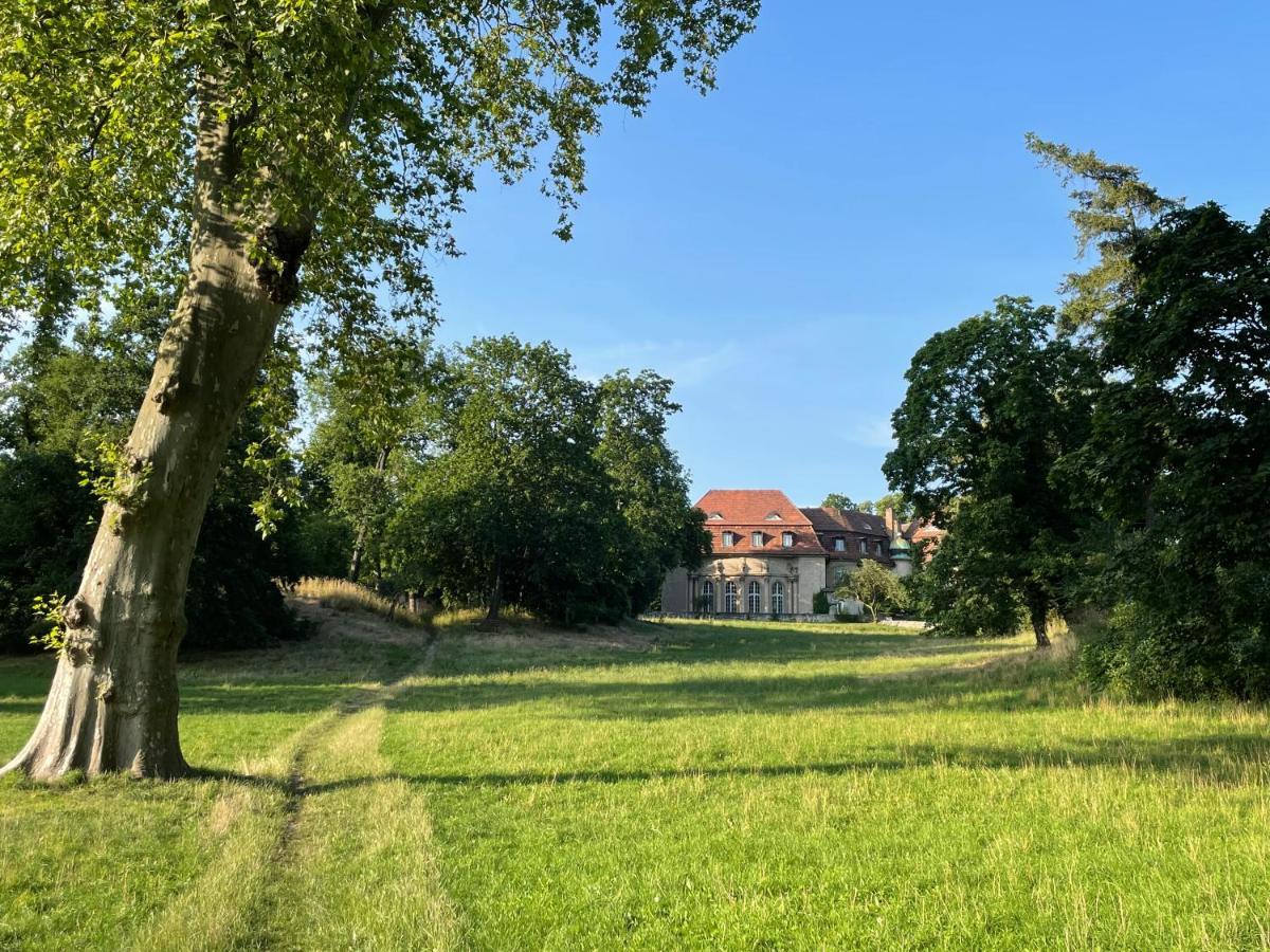 Ferienhaus Ferienwohnung Potsdam Diegalerie Am Schlosspark Marquardt Exterior foto